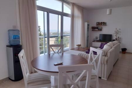 Joya Cyprus Mermaid Penthouse Apartment Agios Amvrosios  Dış mekan fotoğraf