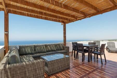 Joya Cyprus Mermaid Penthouse Apartment Agios Amvrosios  Dış mekan fotoğraf