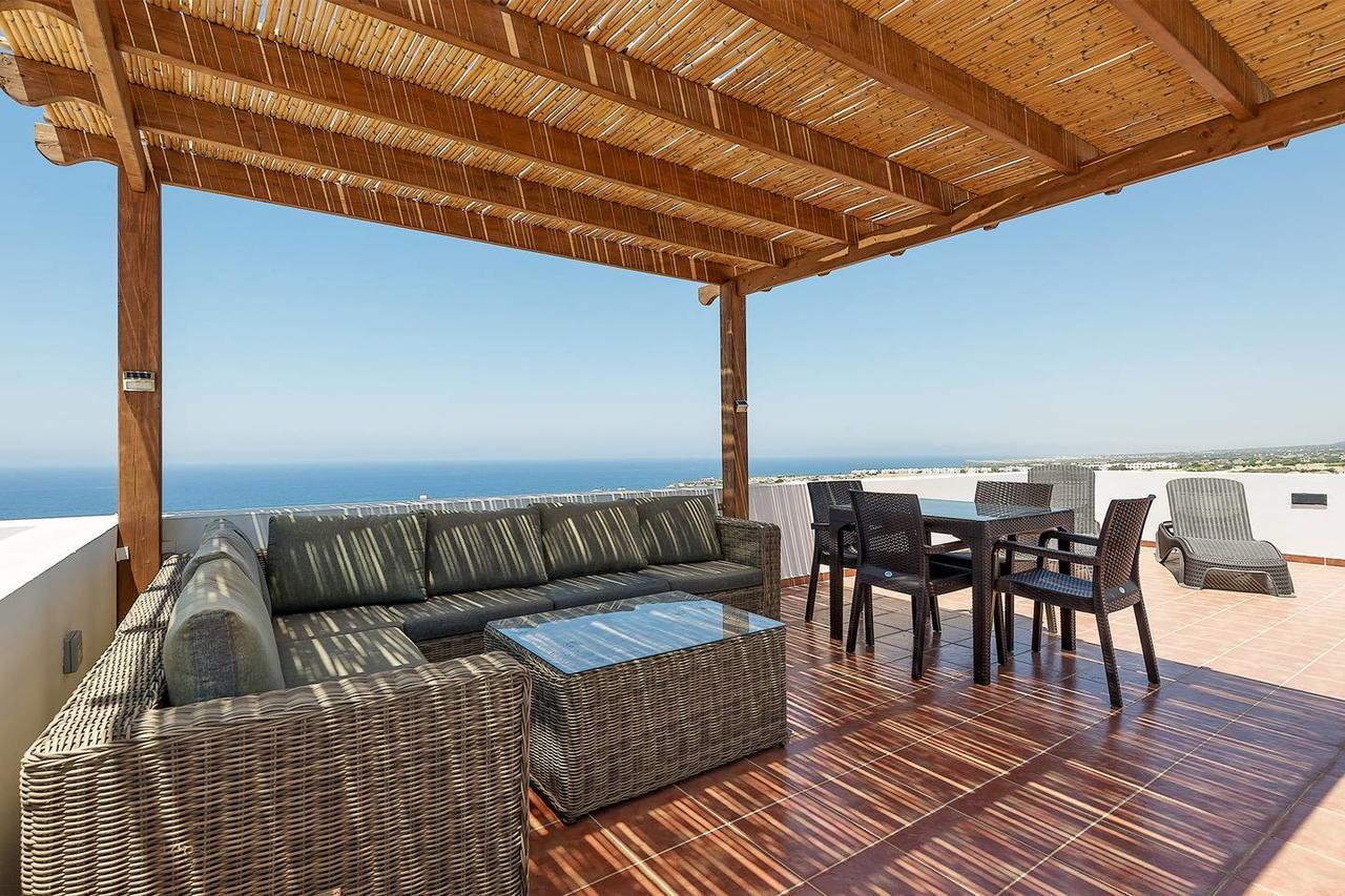 Joya Cyprus Mermaid Penthouse Apartment Agios Amvrosios  Dış mekan fotoğraf
